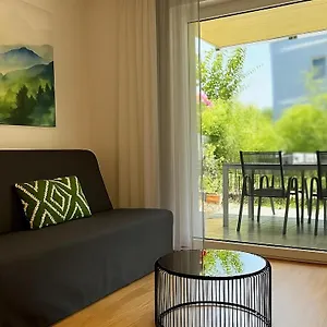 Apartmán Promenade By Bestchoice - Self Check-in With Parking Option, Štýrský Hradec